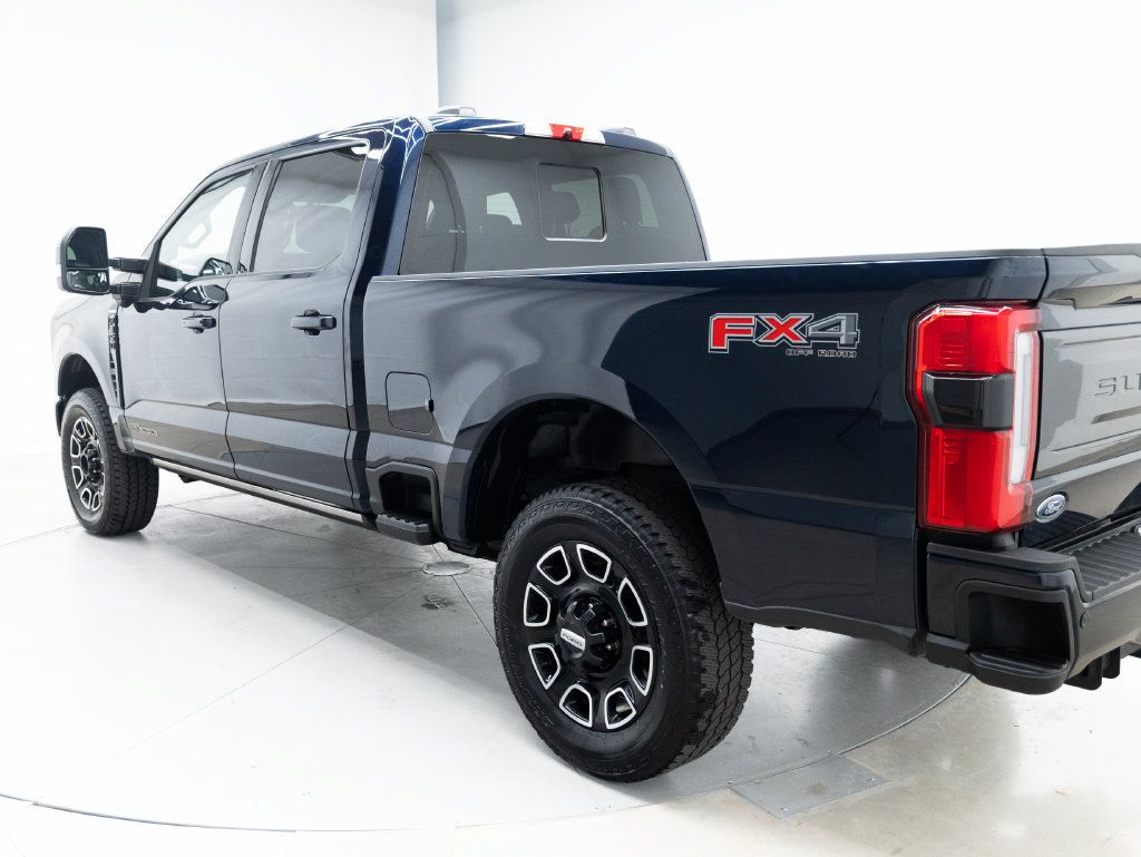 Used 2025 Ford F350 Platinum AWD/4WD image 12