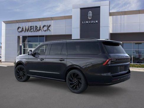 New 2026 Lincoln Navigator L Reserve w/ Jet Appearance Package AWD/4WD image 29