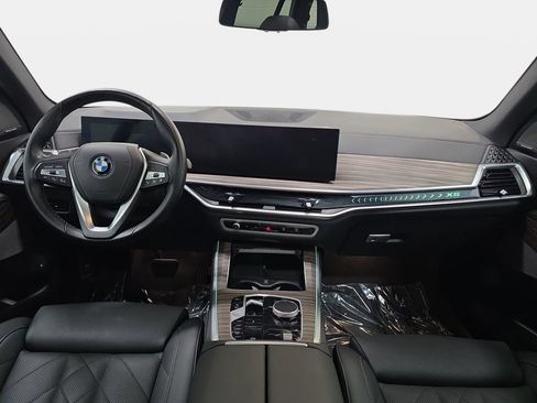 Used 2025 BMW X5 xDrive50e AWD/4WD image 10