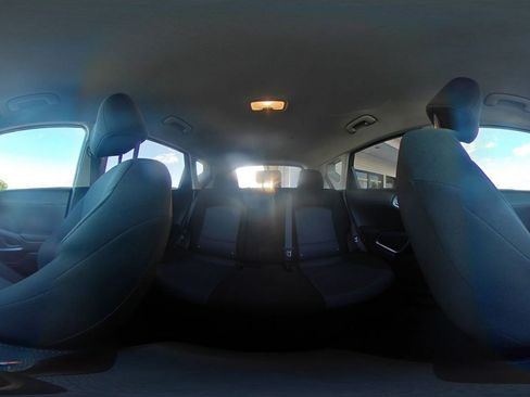 Used 2025 Kia Soul LX w/ LX Technology Package FWD image 42