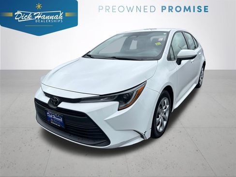 Used 2023 Toyota Corolla LE FWD image 1