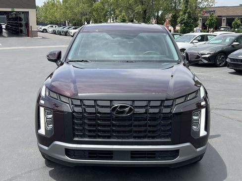 Used 2023 Hyundai Palisade SE w/ Cargo Package AWD/4WD image 3
