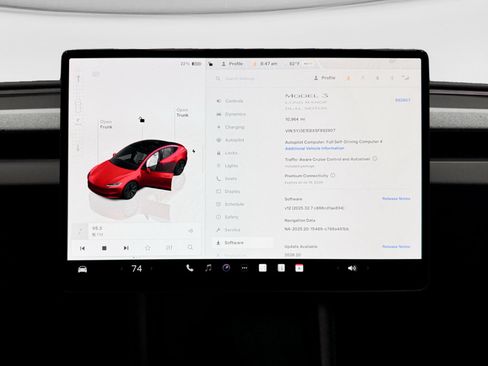 Used 2025 Tesla Model 3 Long Range AWD/4WD image 11
