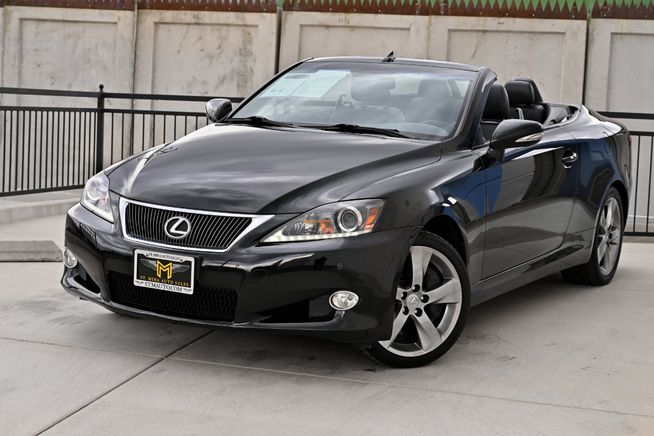 Used 2012 Lexus IS 350C w/ Luxury Pkg RWD image 3