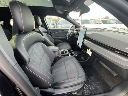 New 2025 Ford Mustang Mach-E GT w/ Interior Protection Package image 27