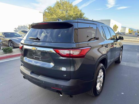 Used 2019 Chevrolet Traverse LT w/ LPO, Floor Liner Package FWD image 12