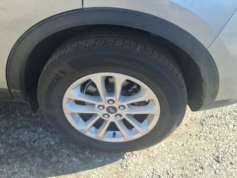 Used 2021 Ford Escape SE w/ Convenience Package image 10