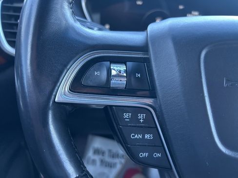 Used 2020 Lincoln Nautilus Reserve image 29