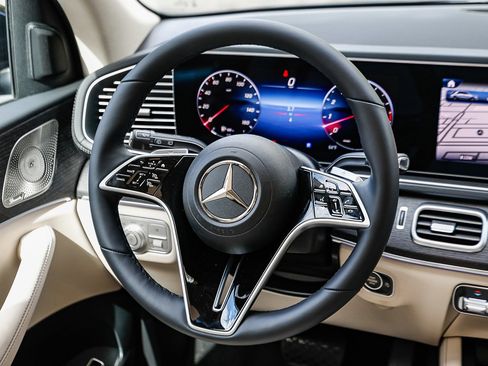 New 2026 Mercedes-Benz GLE 450 4MATIC image 13