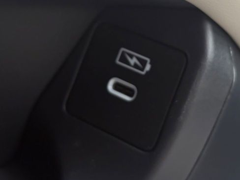 Used 2024 Honda HR-V LX image 28