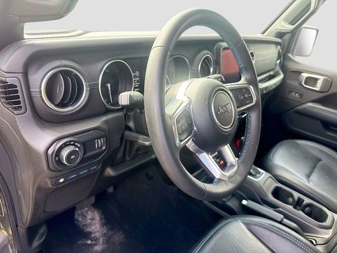 Used 2023 Jeep Wrangler Unlimited Rubicon 4xe AWD/4WD image 10
