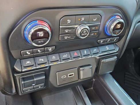 Used 2021 GMC Sierra 1500 AT4 w/ AT4 Premium Package image 24