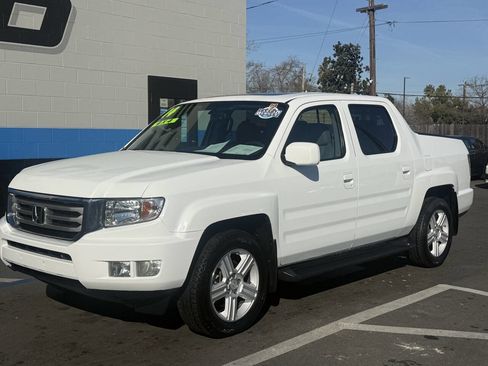 Used 2014 Honda Ridgeline RTL image 2