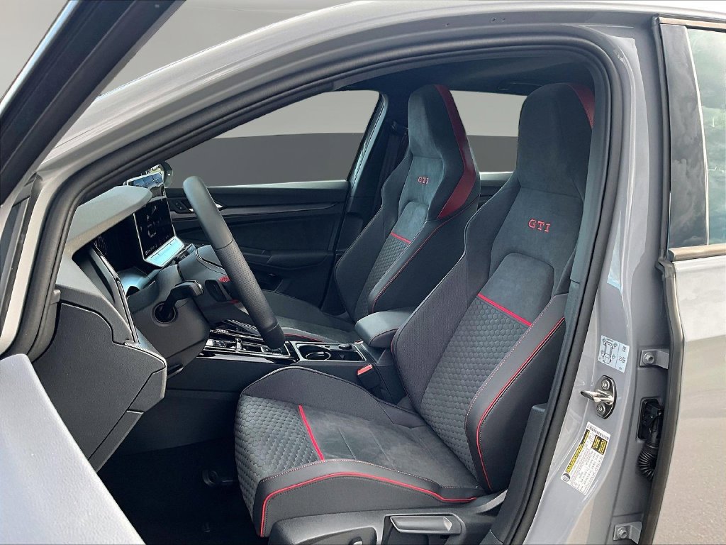 New 2026 Volkswagen GTI SE FWD image 21