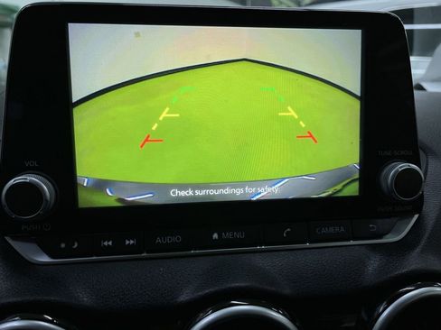 Used 2025 Nissan Sentra SV image 21