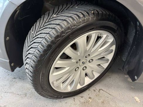 Used 2010 Ford Fusion Hybrid FWD image 24
