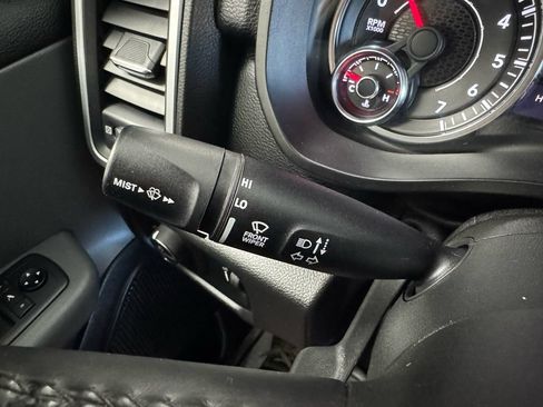 Used 2021 RAM 1500 Big Horn AWD/4WD image 34