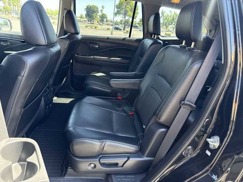Used 2017 Honda Pilot Elite image 24