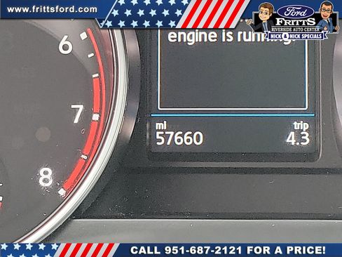 Used 2021 Volkswagen Tiguan SE w/ Panoramic Sunroof Package FWD image 2