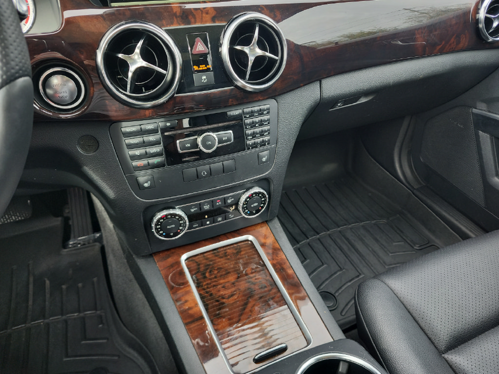 Used 2014 Mercedes-Benz GLK 250 BlueTEC 4MATIC image 29
