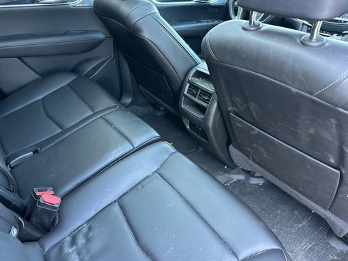 Used 2023 Cadillac XT5 Premium Luxury w/ Technology Package FWD image 18