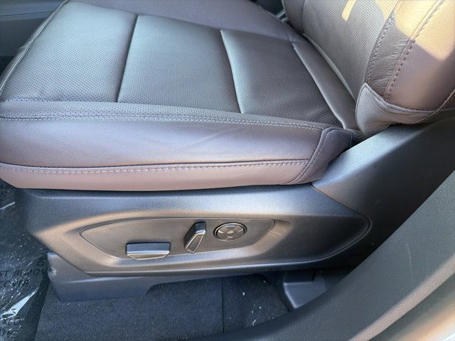 New 2026 Ford Explorer Platinum w/ LUX Leather Package AWD/4WD image 15