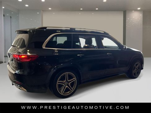 Used 2024 Mercedes-Benz GLS 450 4MATIC image 5