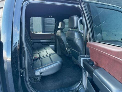 Used 2021 Ford F150 Lariat w/ Equipment Group 502A High image 11