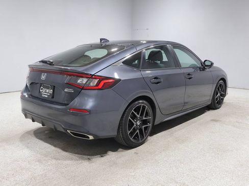 Used 2024 Honda Civic Sport Touring image 2