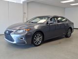 Used 2018 Lexus ES 300h image 2