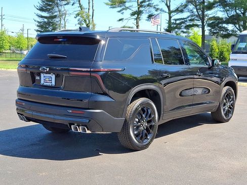 New 2026 Chevrolet Traverse LT w/ Midnight/Sport Edition AWD/4WD image 12