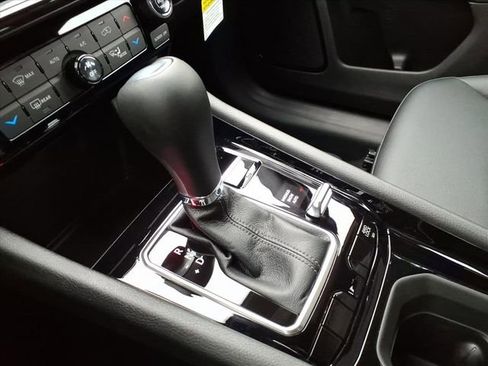 New 2026 Jeep Compass Latitude AWD/4WD image 22