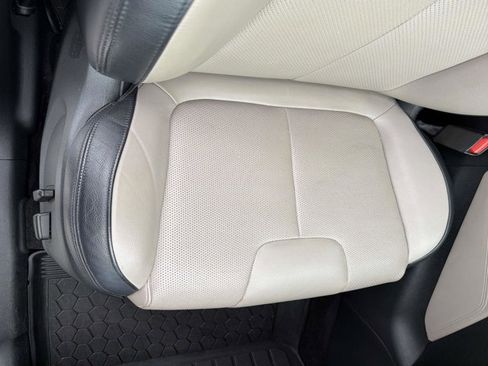 Used 2020 Hyundai Santa Fe Limited FWD image 18