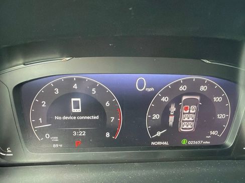 Used 2024 Honda Pilot Elite image 19