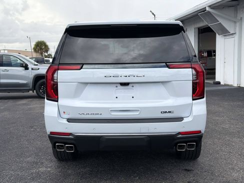 New 2026 GMC Yukon Denali Ultimate AWD/4WD image 4