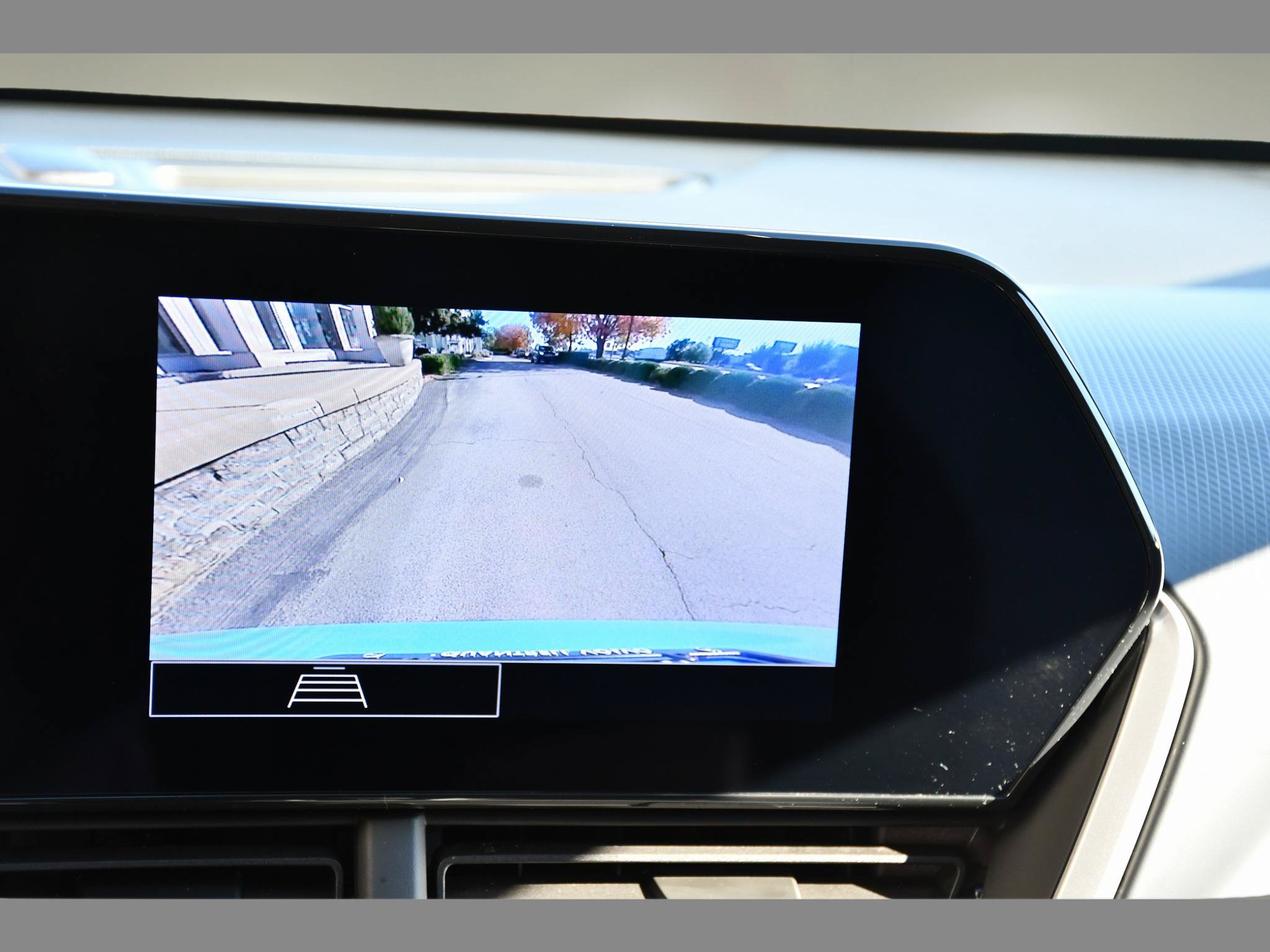 Used 2024 Chevrolet Trax RS w/ Driver Confidence Package FWD image 20