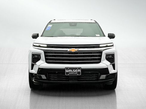 New 2026 Chevrolet Traverse High Country AWD/4WD image 2