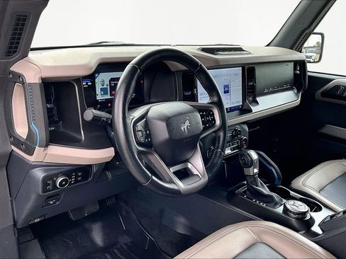 Certified 2023 Ford Bronco Wildtrak AWD/4WD image 14