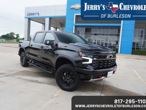 Used 2026 Chevrolet Silverado 1500 ZR2 AWD/4WD image 1