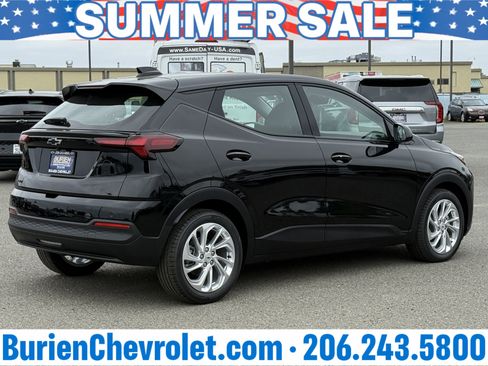 New 2027 Chevrolet Bolt LT w/ Comfort Package FWD image 5