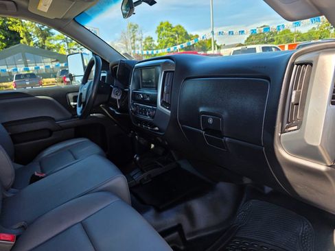 Used 2017 Chevrolet Silverado 1500 W/T w/ Trailering Package AWD/4WD image 18