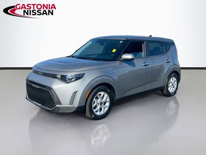 Used 2023 Kia Soul LX w/ Option Group 015