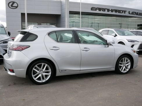 Used 2014 Lexus CT 200h image 9