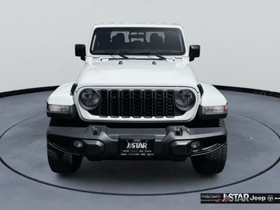 Used 2025 Jeep Gladiator Sport