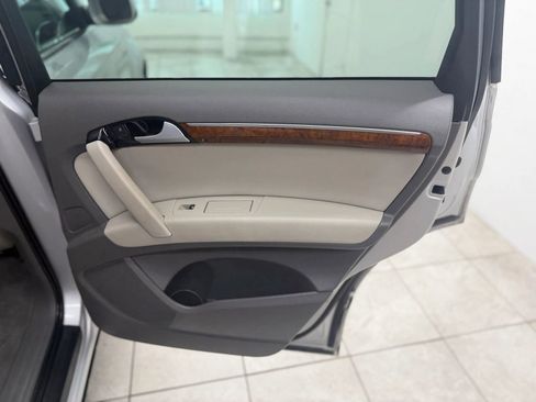 Used 2015 Audi Q7 3.0T Premium w/ Technology Package AWD/4WD image 18