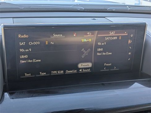 Used 2018 Lexus LX 570 4WD image 19