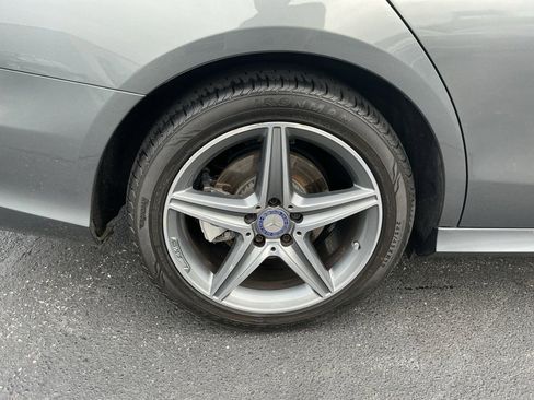 Used 2017 Mercedes-Benz E 300 4MATIC image 27