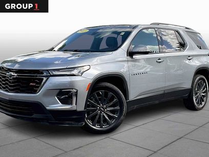 Used 2023 Chevrolet Traverse RS