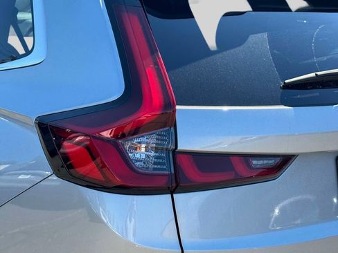 Certified 2024 Honda CR-V EX image 6