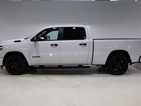 Used 2023 RAM 1500 Big Horn AWD/4WD image 4